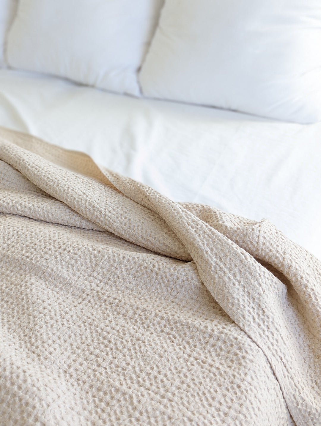 100% Cotton Blankets King Size for Bed - 405GSM Waffle Weave Blankets for All Seasons, Cozy and Warm, Grey Soft Lightweight Woven Knit Blankets #color_beige