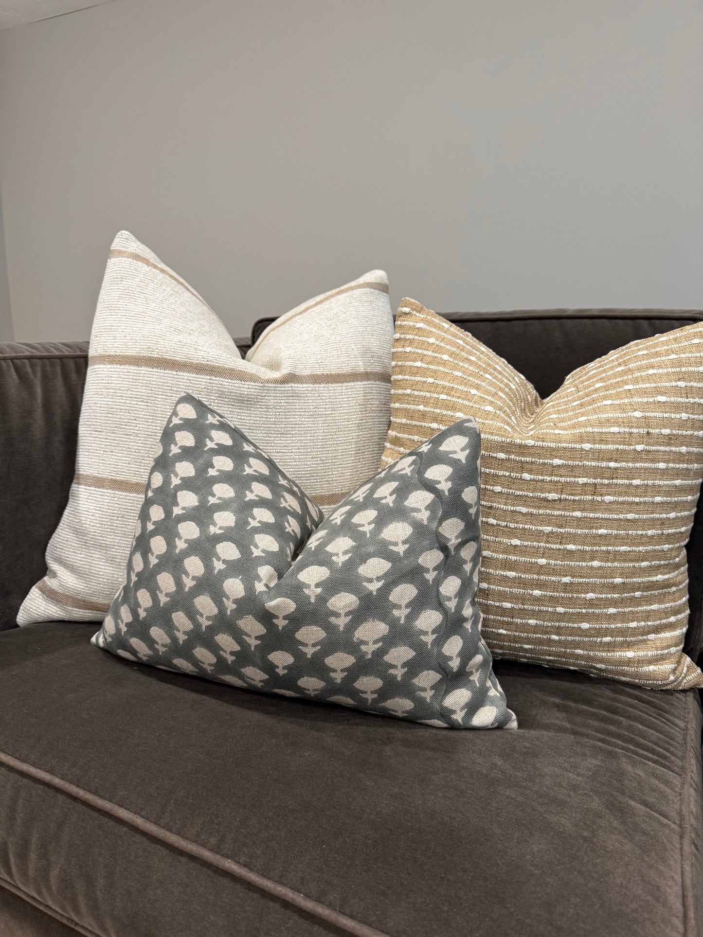 Lina Stripe Pillow Cover