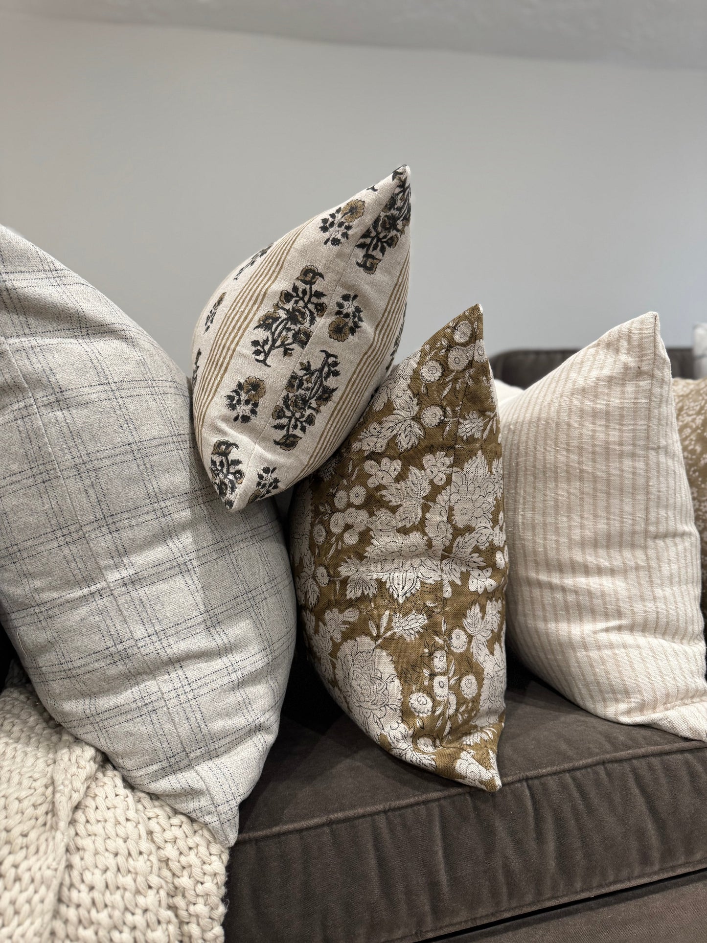 Sue Plaid Pillow Cover