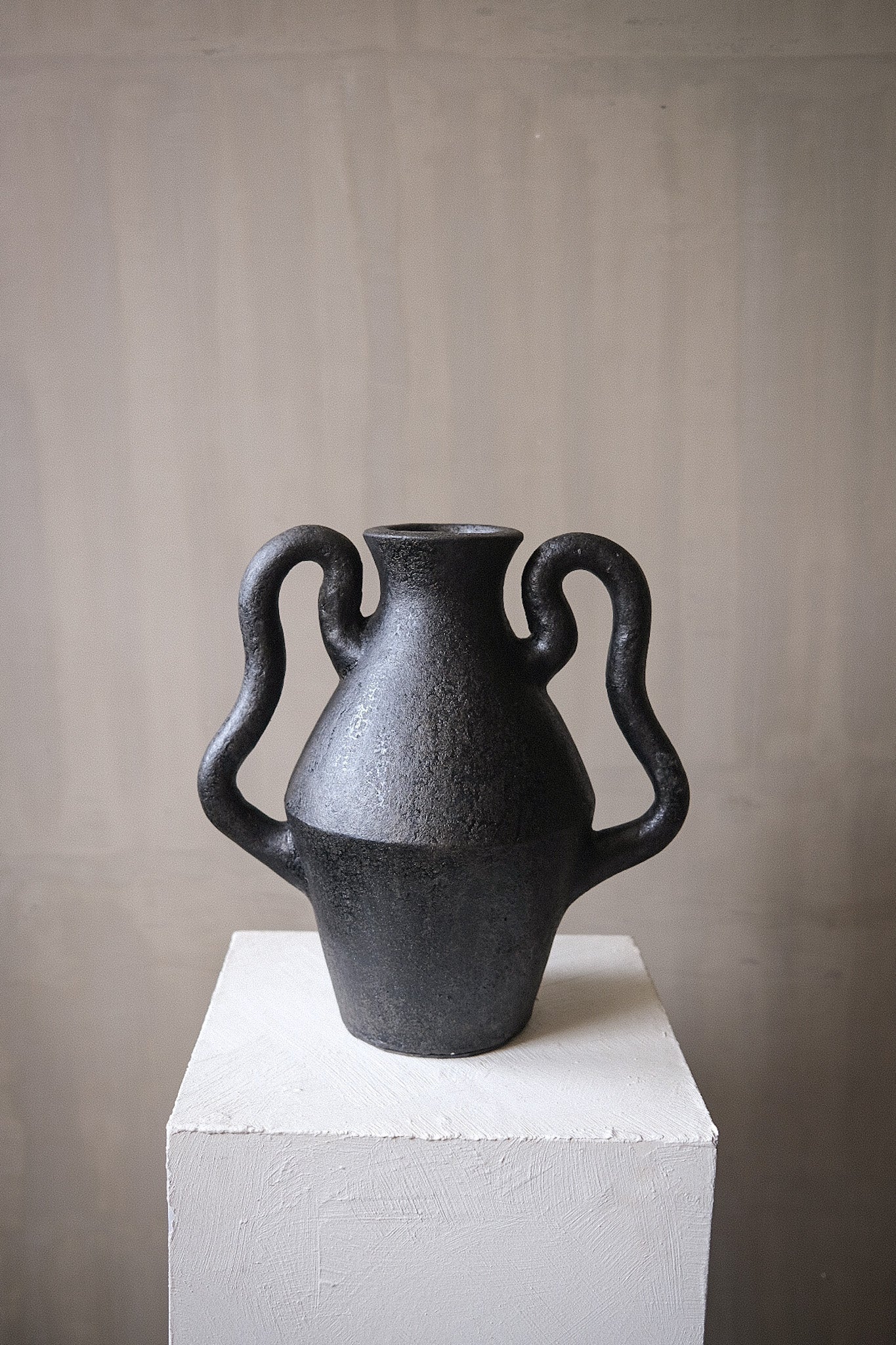 Waya Vessel Black