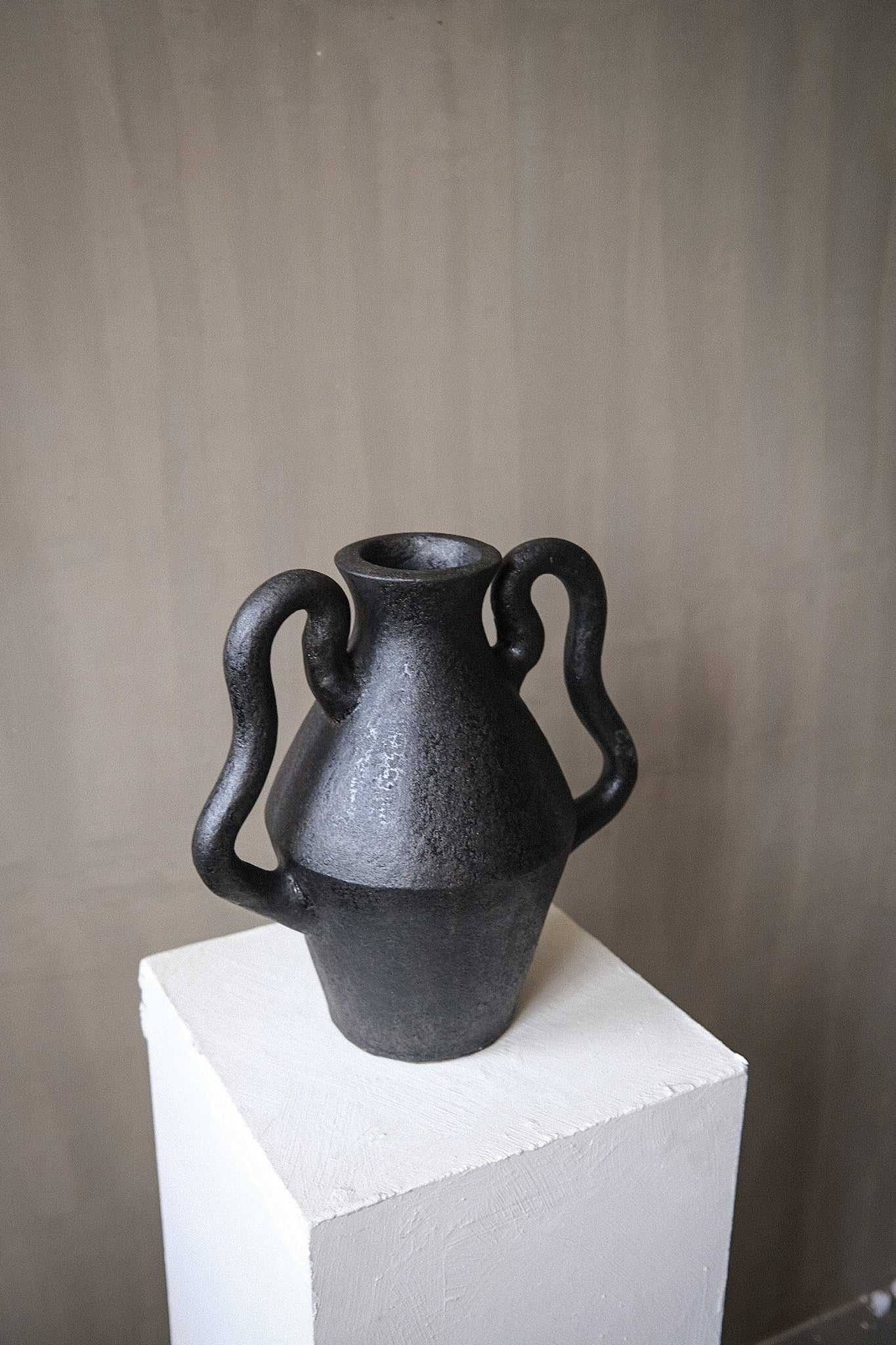 Waya Vessel Black