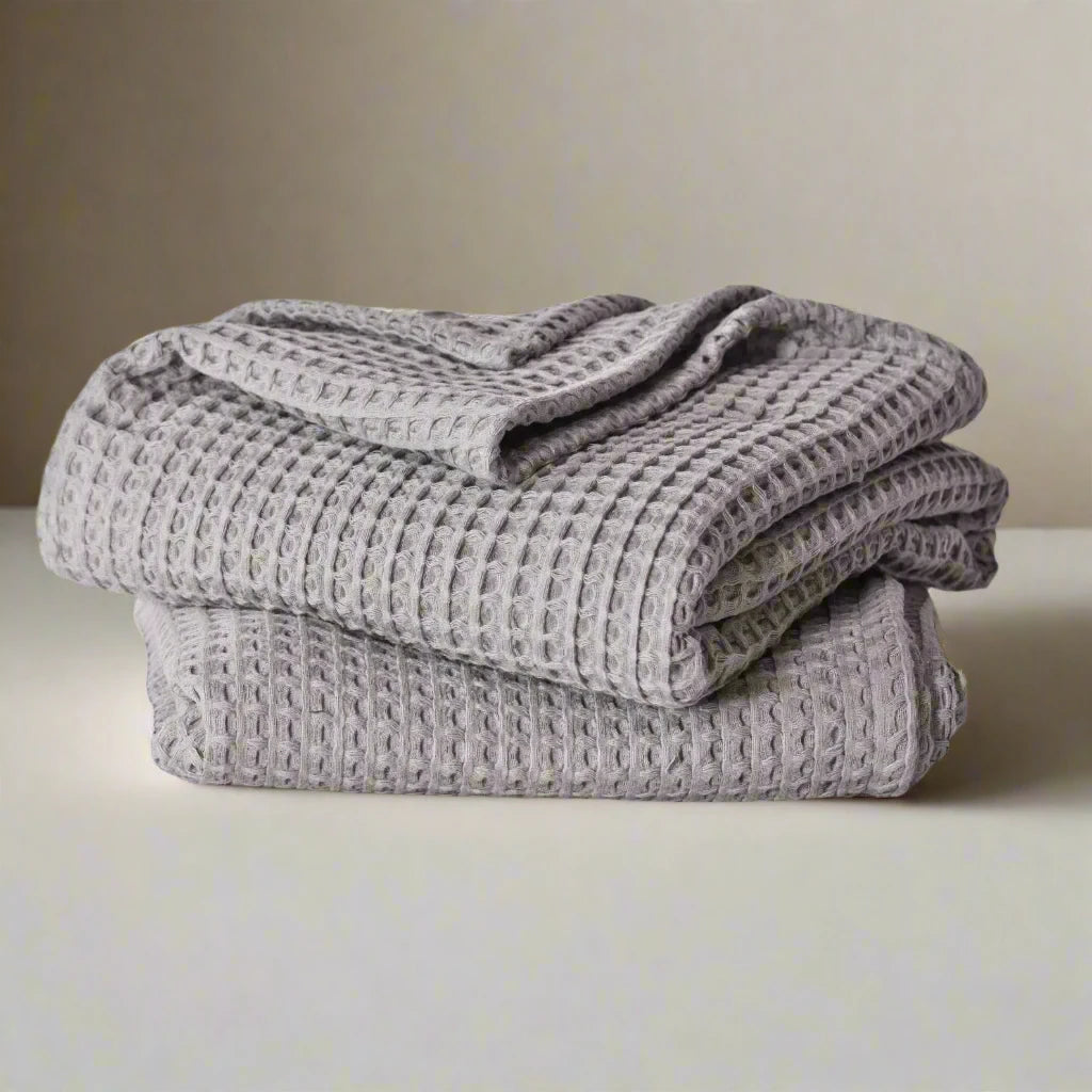 Experience the Ultimate in Comfort with Oversized Turkish Cotton Waffle Blankets – Soft, Breathable, and Perfectly Sized for Luxurious Bedding. Elevate Your Sleep with Premium Cotton Bedding Essentials #color_gray