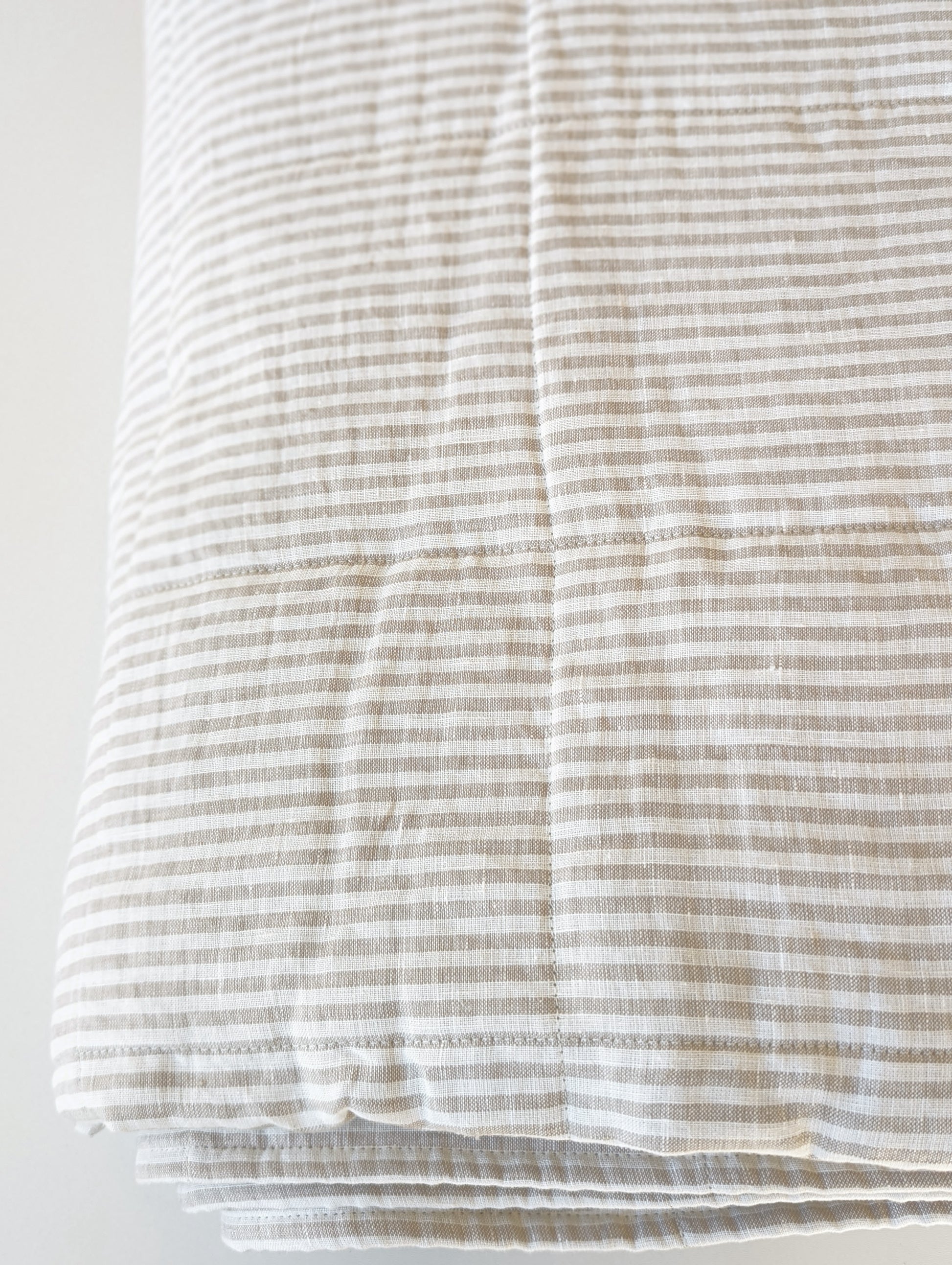 Twin Bunk Bed quilts, Natural Linen Quilts, Cotton Quilts #color_small-natural-stripe