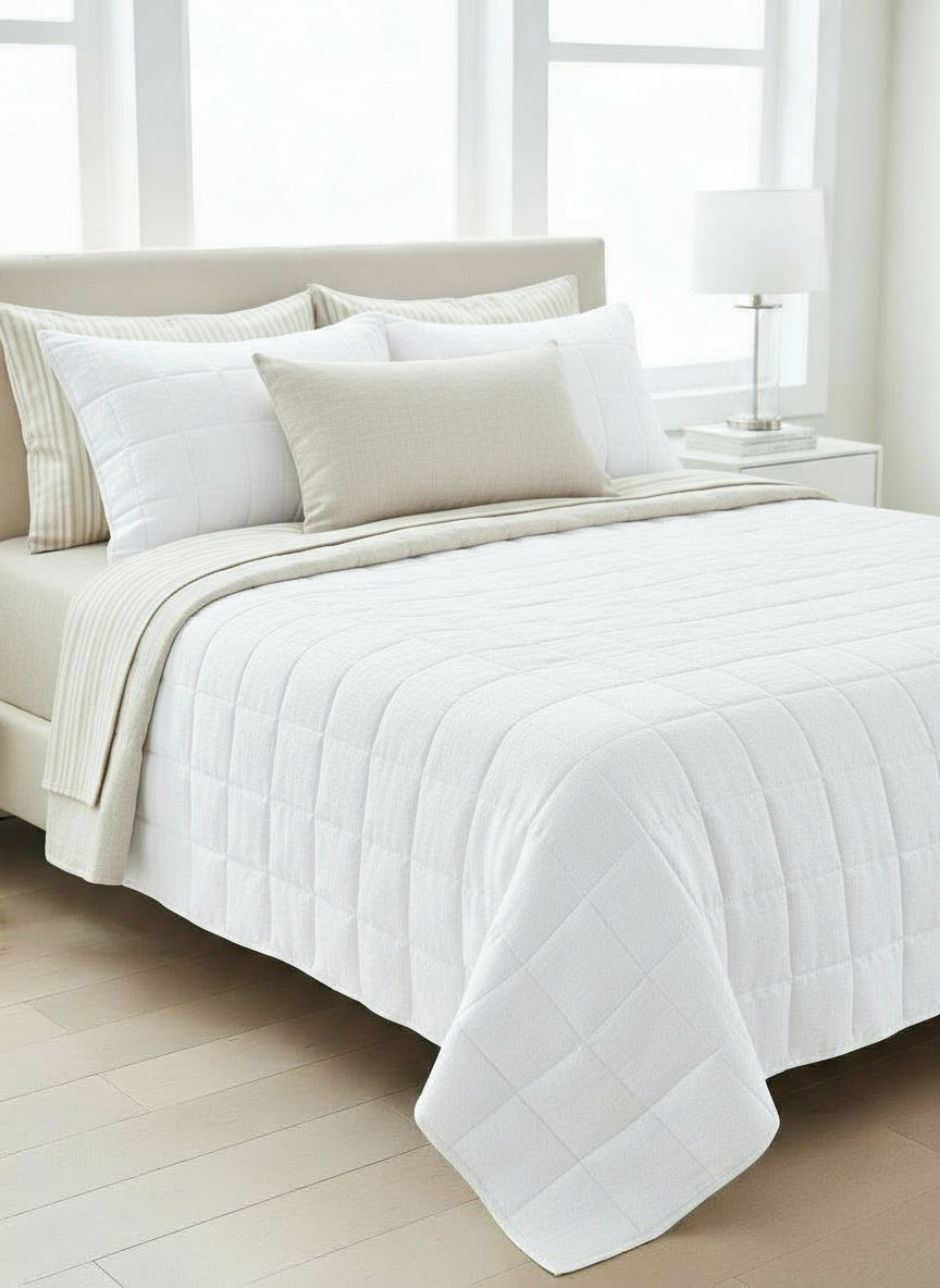 Luxurious 100% Linen Quilted Blanket for Bed #color_warm-white