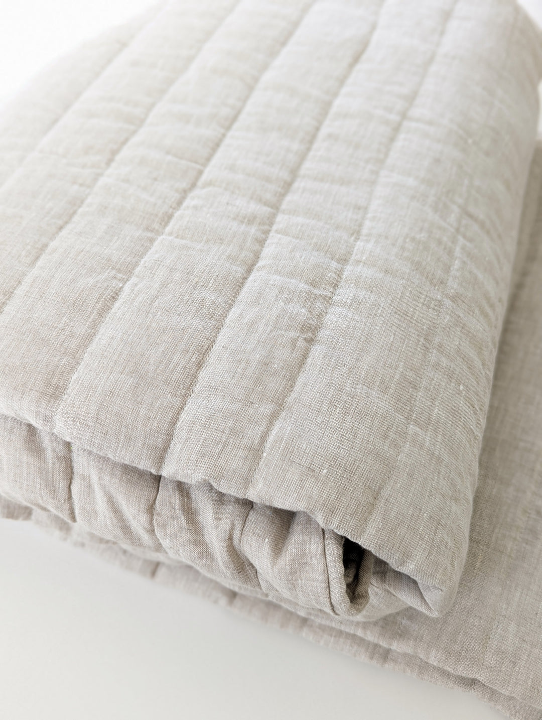 Luxurious 100% French Linen King Quilted Bed Blanket for Bed #color_natural