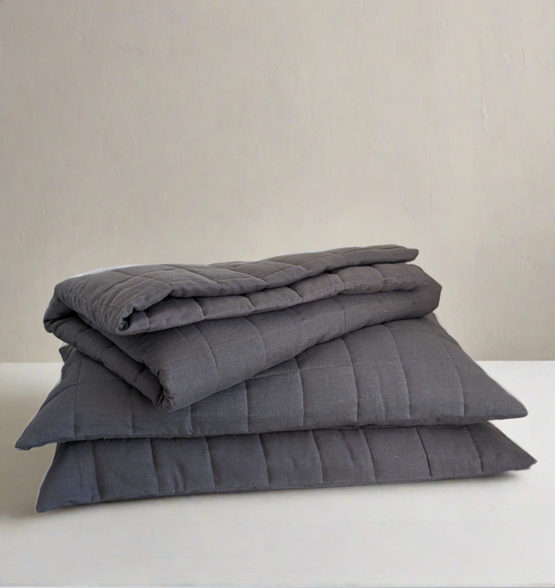 Luxurious Grey Linen Quilted Blanket for Queen Size Bed #color_ancient-ashes