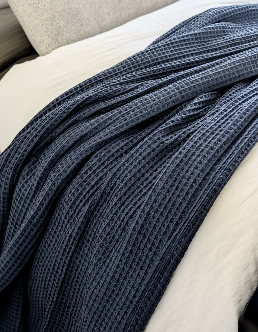 Experience the Ultimate in Comfort with Oversized Turkish Cotton Waffle Blankets – Soft, Breathable, and Perfectly Sized for Luxurious Bedding. Elevate Your Sleep with Premium Cotton Bedding Essentials #color_navy