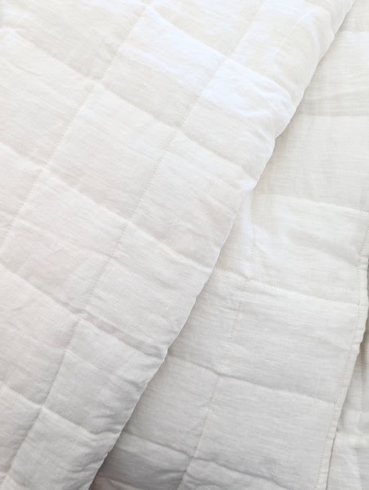 Oversized bedding alaskan king wyoming king florida king oversized king #color_warm-white