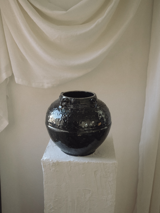 Chinese Polished Vintage jar