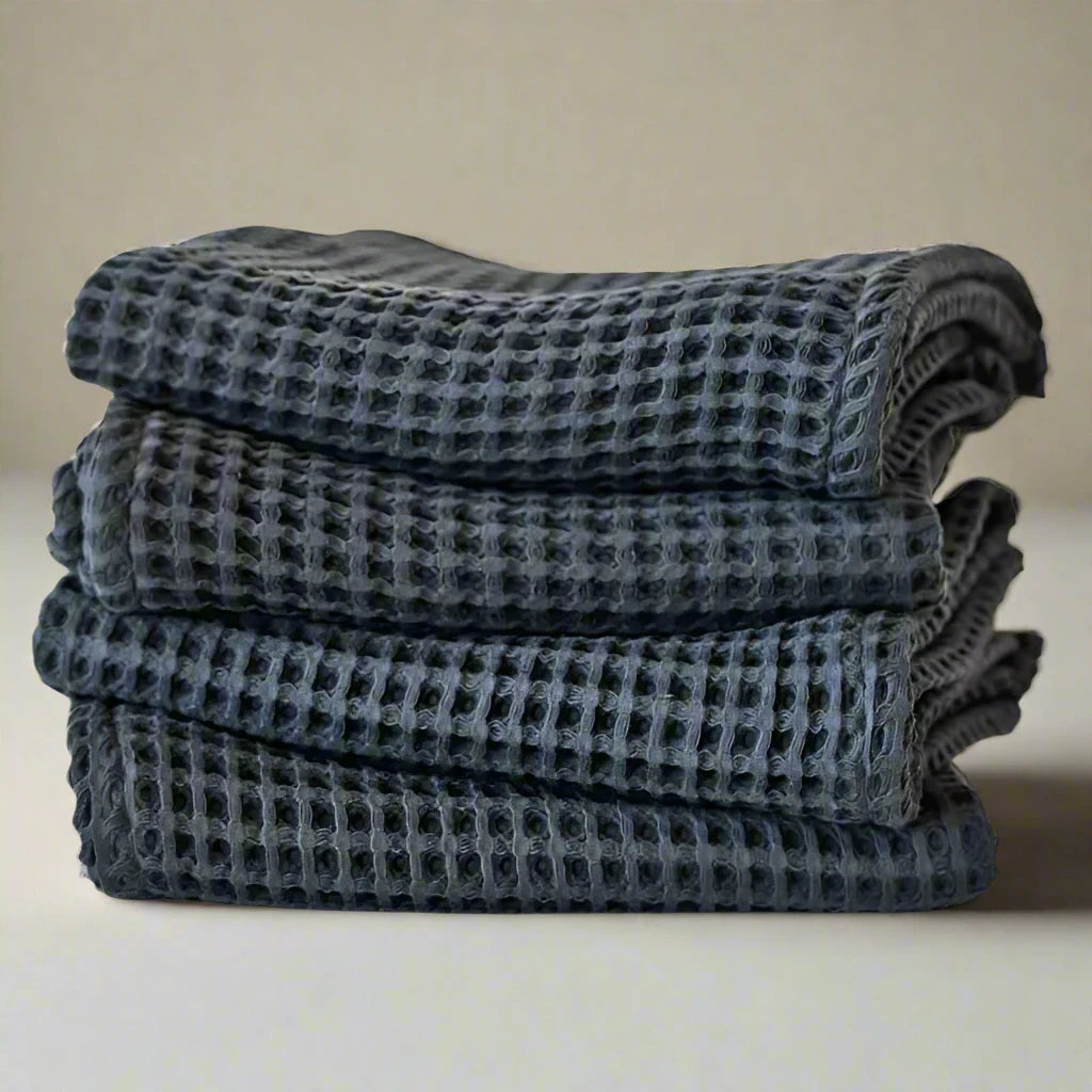 Discover our luxurious Turkish Cotton Waffle Towels – lightweight, highly absorbent, and quick-drying, perfect for elevating your daily bath routine with the finest cotton bath essentials #color_navy