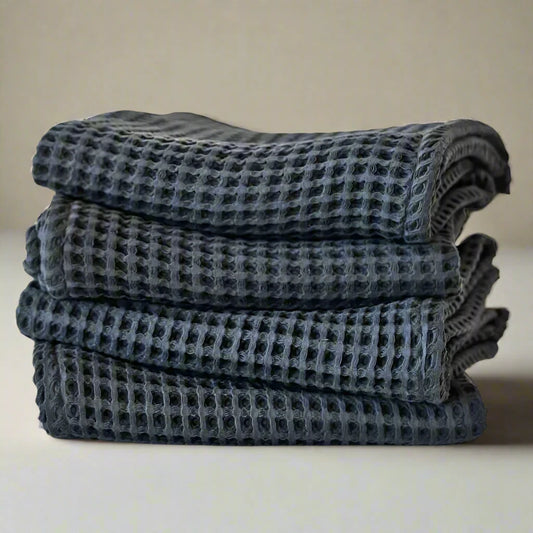 Discover our luxurious Turkish Cotton Waffle Towels – lightweight, highly absorbent, and quick-drying, perfect for elevating your daily bath routine with the finest cotton bath essentials #color_navy