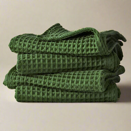 Discover our luxurious Turkish Cotton Waffle Towels – lightweight, highly absorbent, and quick-drying, perfect for elevating your daily bath routine with the finest cotton bath essentials #color_forest