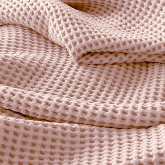 Experience the Ultimate in Comfort with Oversized Turkish Cotton Waffle Blankets – Soft, Breathable, and Perfectly Sized for Luxurious Bedding. Elevate Your Sleep with Premium Cotton Bedding Essentials #color_pink