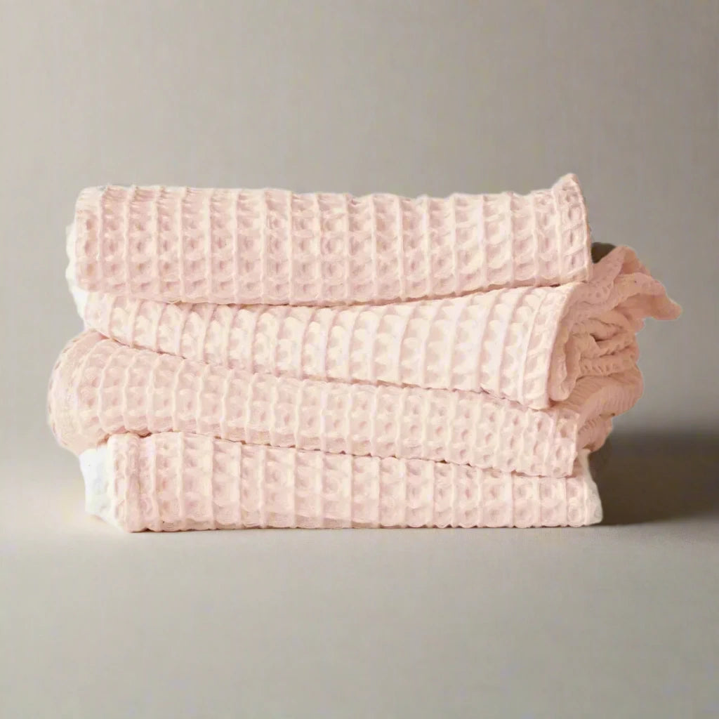 Discover our luxurious Turkish Cotton Waffle Towels – lightweight, highly absorbent, and quick-drying, perfect for elevating your daily bath routine with the finest cotton bath essentials #color_pink