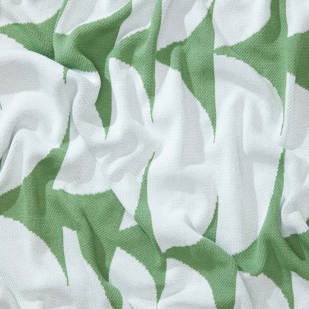 Knit Modern Throw Blanket - Poly Kaareva by Petra Kaksonen